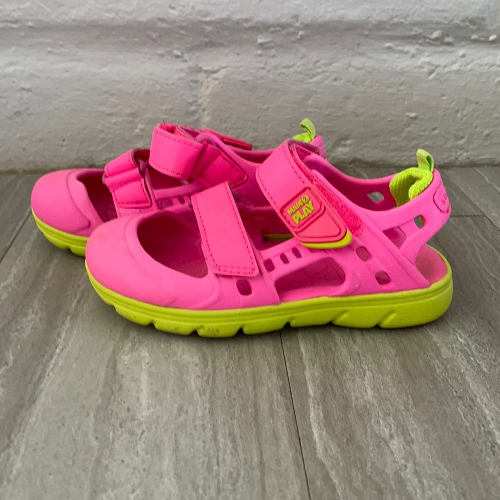 Worn once Made 2 Play velcro sandals- size 10